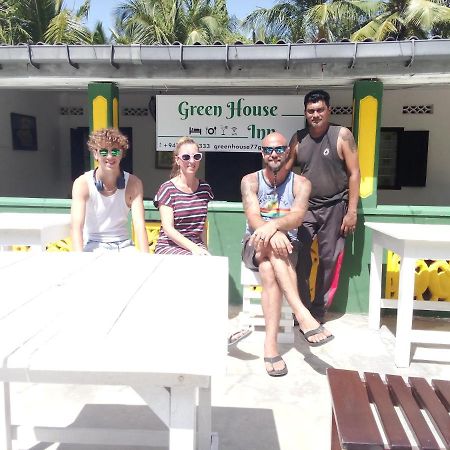 تريكونامالاي Green House Inn المظهر الخارجي الصورة